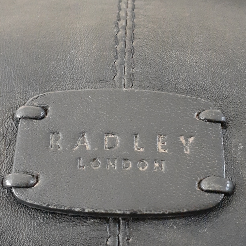 Radley london crossbody bag - Picture 3 of 16